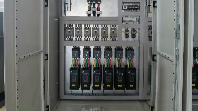 電力調(diào)整器在運(yùn)行時(shí)最大電流逐步降低是為什么？