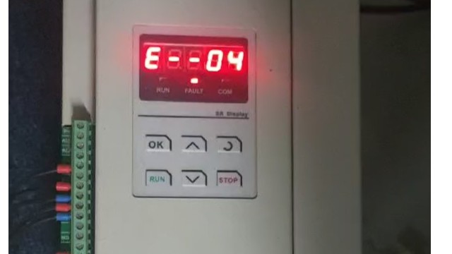 注塑機行業(yè)選用電力調(diào)整器時需要注意什么