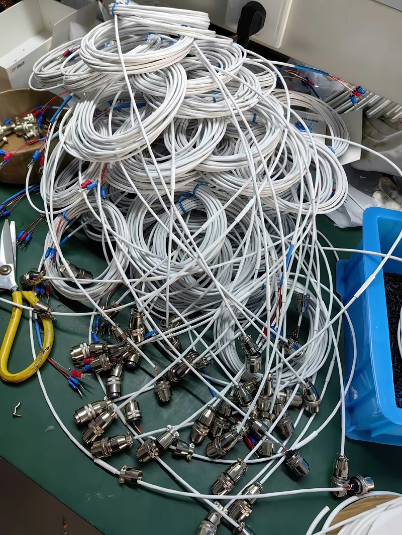 C6ED4459CC2C0F164D218620C6CBC875