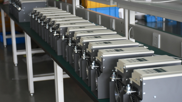 合泉推出系列高端溫控表，打造自己的儀表