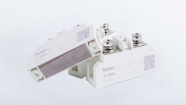 固態(tài)繼電器